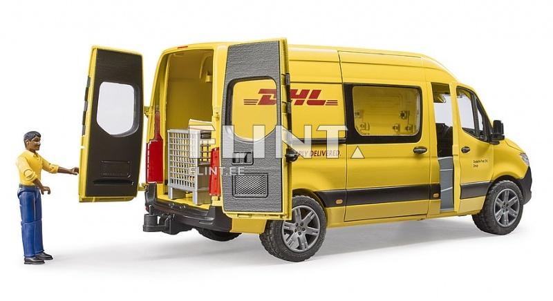 DHL MB Sprinter + kuljettajalla (45,5x16,3x18,5cm) Bruder DHL MB Sprinter + kuljettajalla (45,5x16,3x18,5cm) Bruder